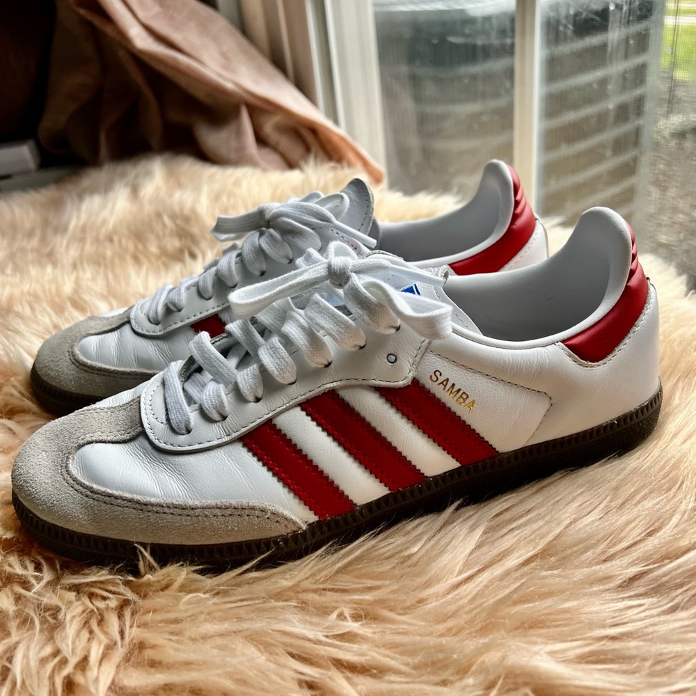 Adidas Samba OG White/Red Sneakers Women’s 6.5 / Men’s 5.5